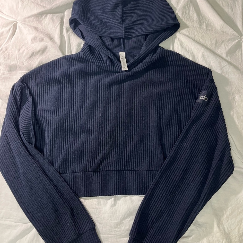 ALO Yoga Muse Navy Ribbed Cropped Hoodie